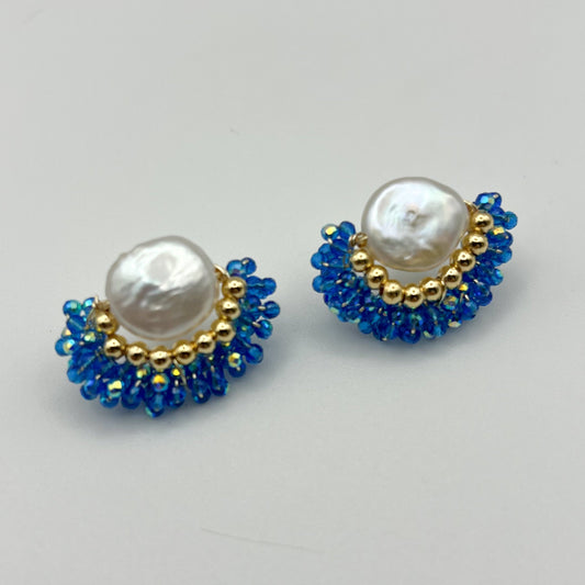 Flat pearl earring with crystal skirt
