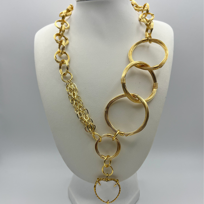 Mery Linked Hoop Necklace